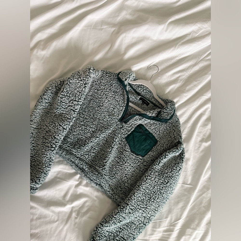 Cozy Gray Sherpa Sweater with Green Accents